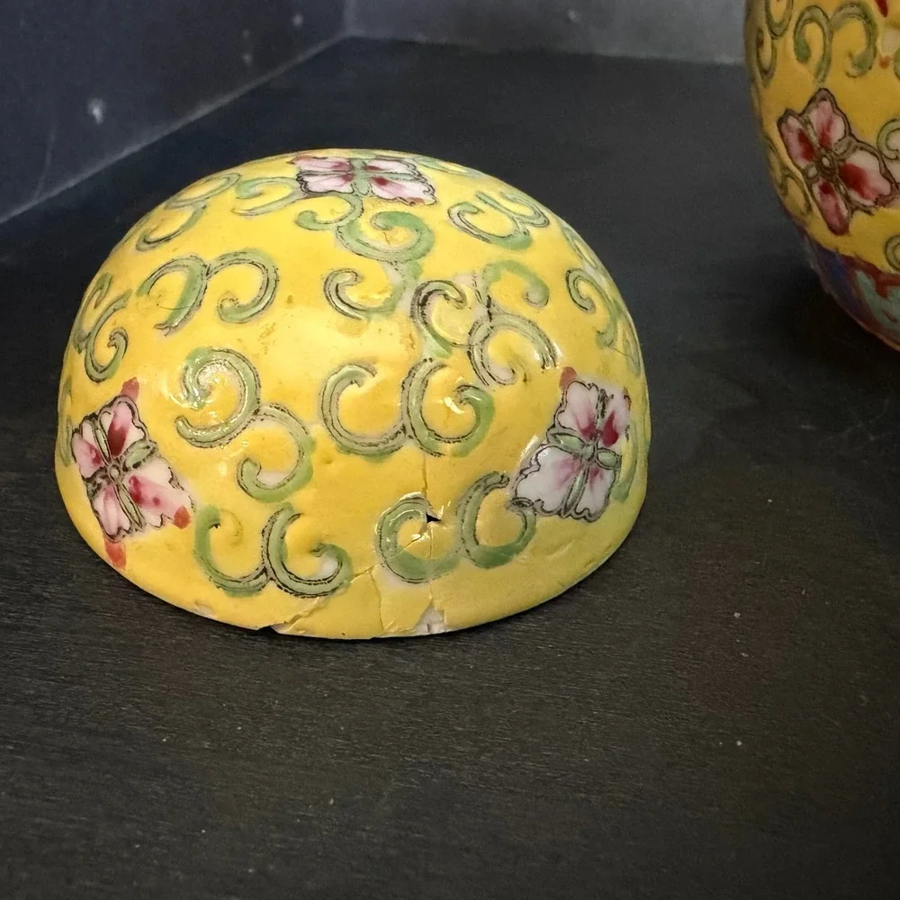 Vintage Chinese Famille Rose Yellow Mun Shou Longevity Ginger Jar with Lid 5in